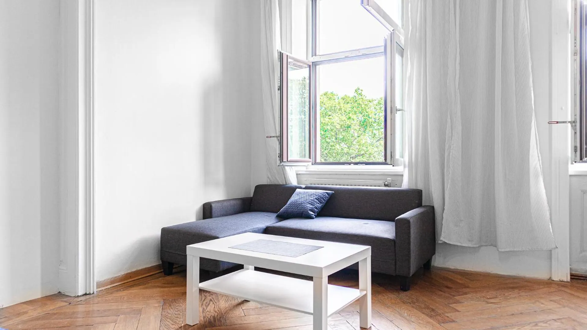 Brilliant 2Br Apt. Near Akh-Hospital Vienne 0*,