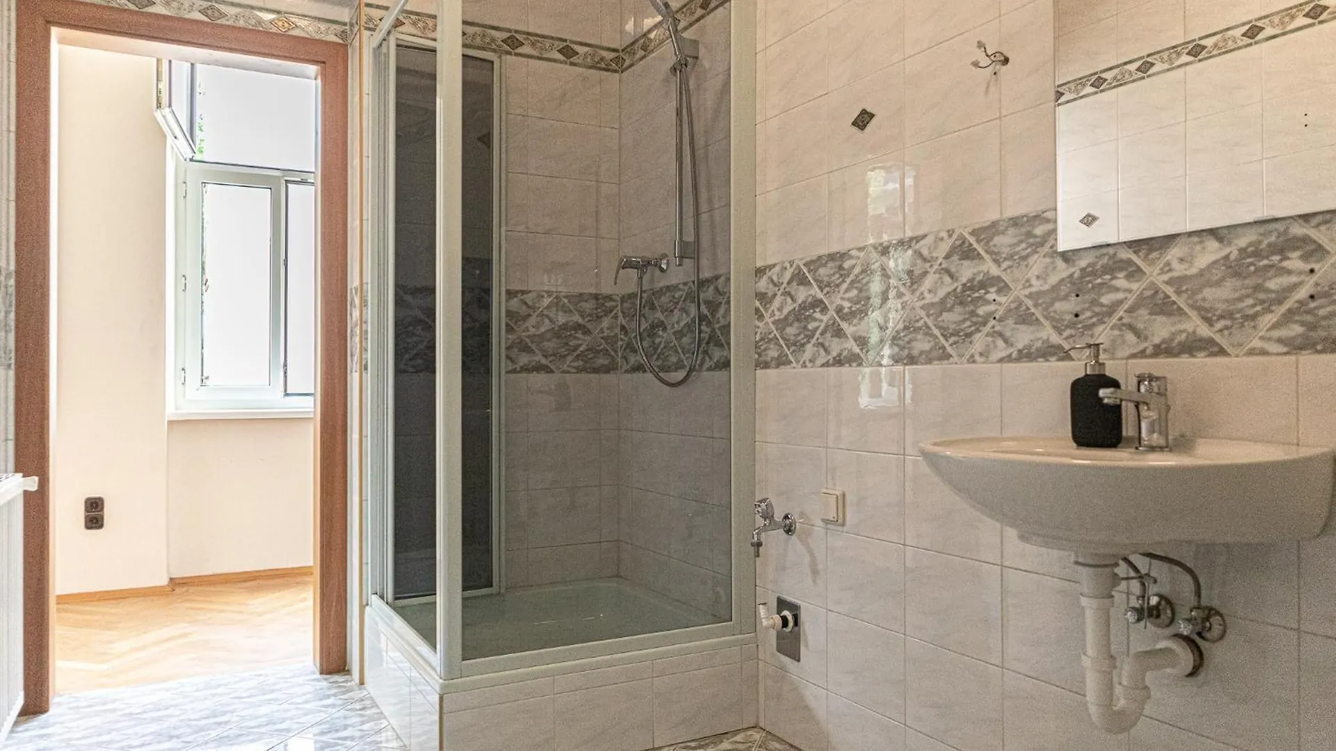 Brilliant 2Br Apt. Near Akh-Hospital Vienne Autriche